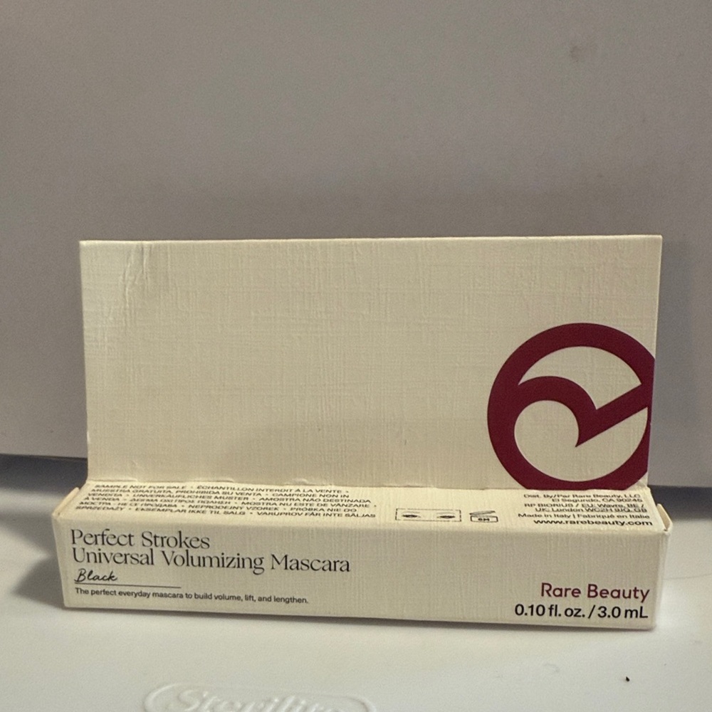 Rare Beauty Perfect Strokes Mascara in Black